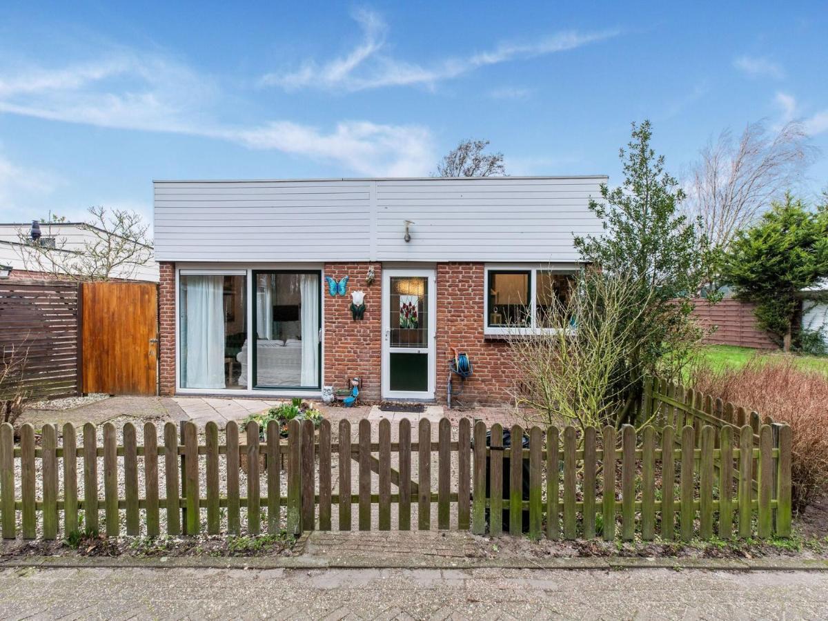 Endearing Holiday Home In Noordwijkerhout With Garden Bbq エクステリア 写真