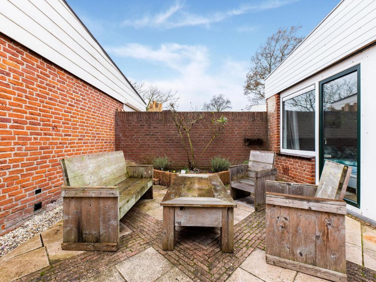 Endearing Holiday Home In Noordwijkerhout With Garden Bbq エクステリア 写真