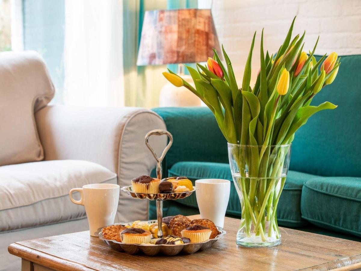 Endearing Holiday Home In Noordwijkerhout With Garden Bbq エクステリア 写真