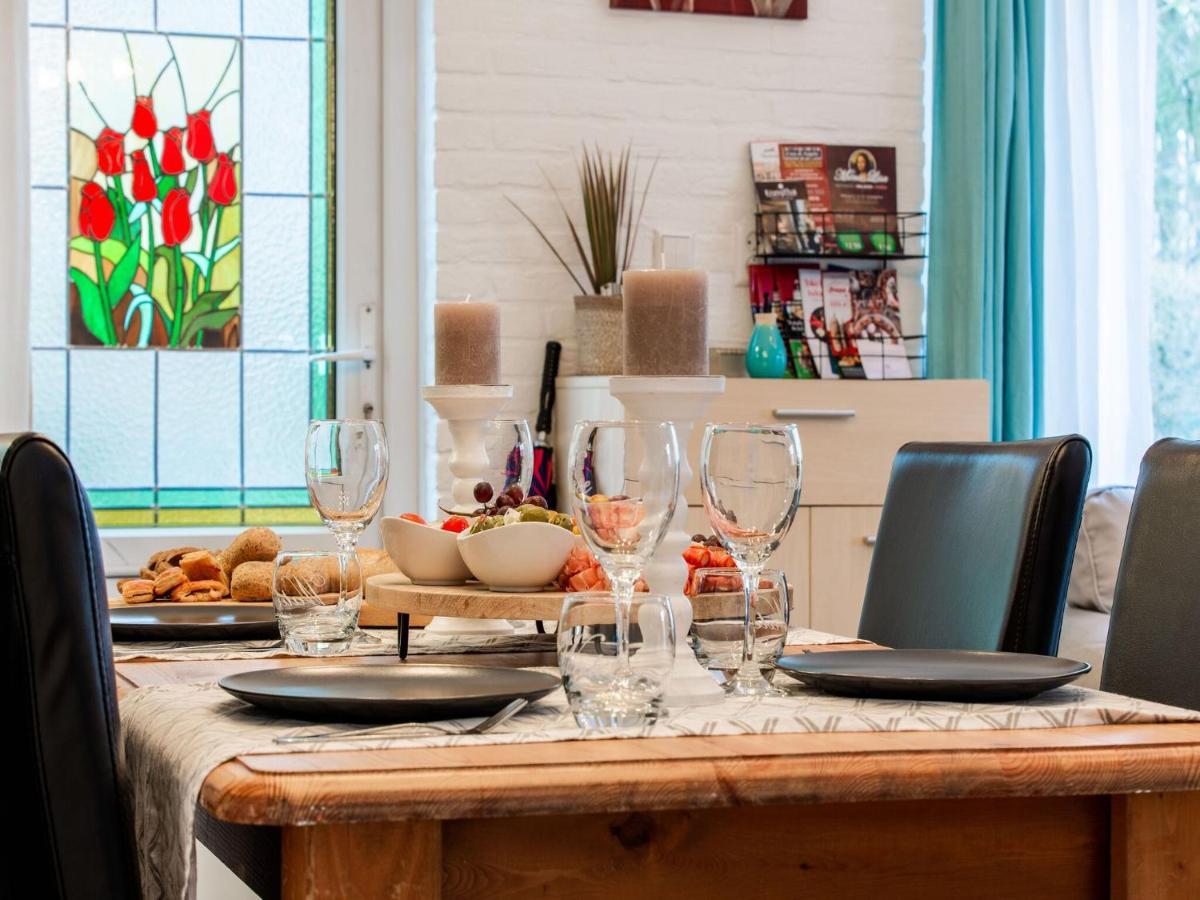 Endearing Holiday Home In Noordwijkerhout With Garden Bbq エクステリア 写真